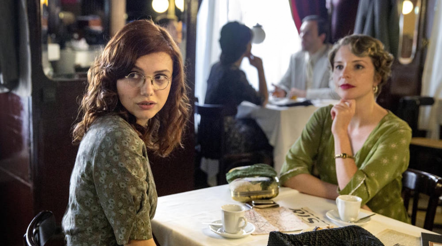 Cannes: Trotsky Thriller ‘Chosen’ – Murray, Sands Star